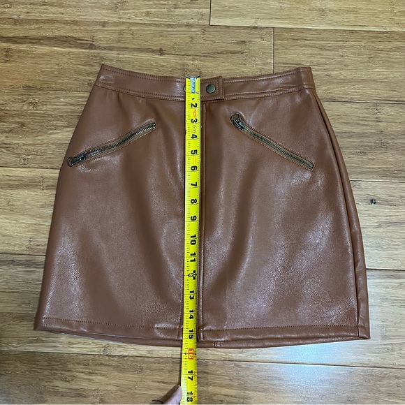 NWT Bohme / Art + Ephect Vegan Leather Mini Skirt- Camel - Picture 6 of 6
